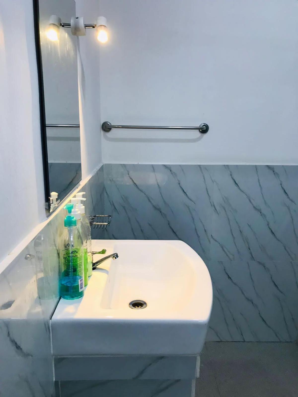 Kavee Transit Hotel Katunayaka Luaran gambar