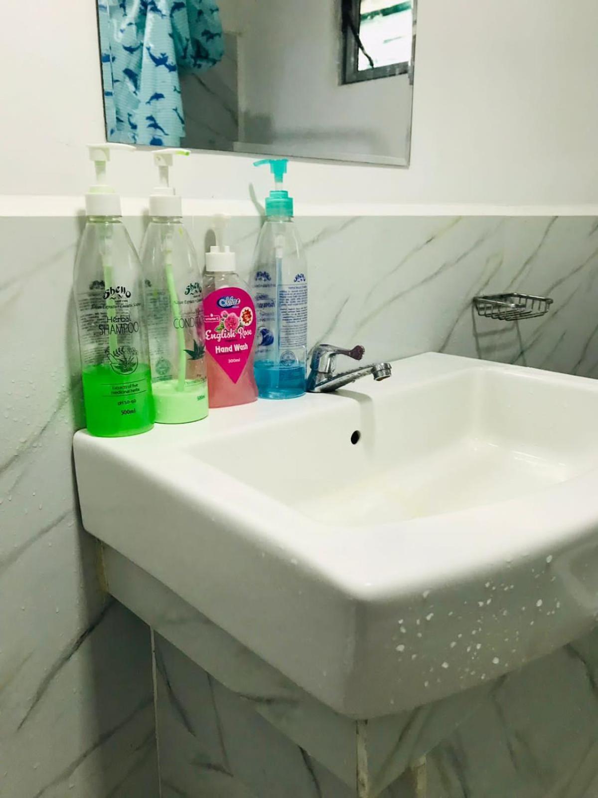 Kavee Transit Hotel Katunayaka Luaran gambar